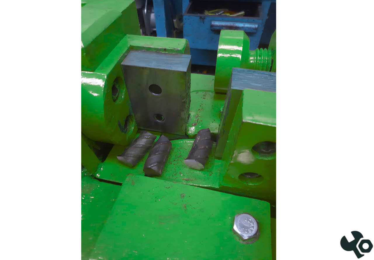 Máquina de Cortar Vergalhão